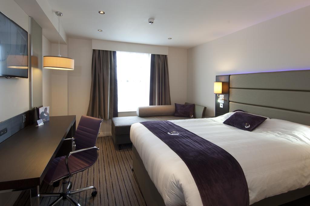 Premier Inn Wirral - Heswall Exteriér fotografie