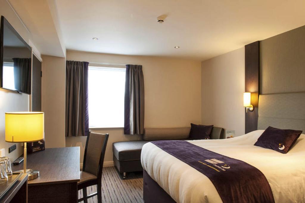 Premier Inn Wirral - Heswall Exteriér fotografie