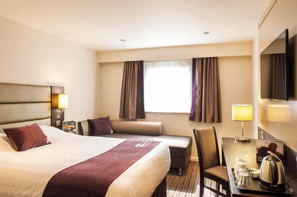 Premier Inn Wirral - Heswall Exteriér fotografie